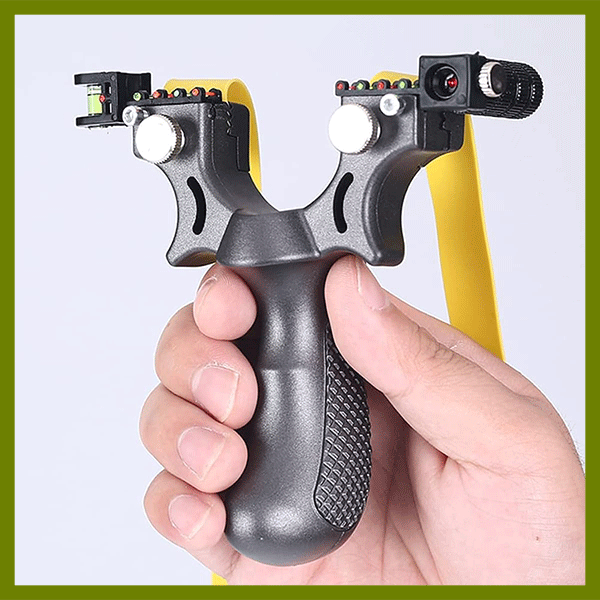 PRECISHOT™ المقلاع الليزري الشهير عادة مجددا